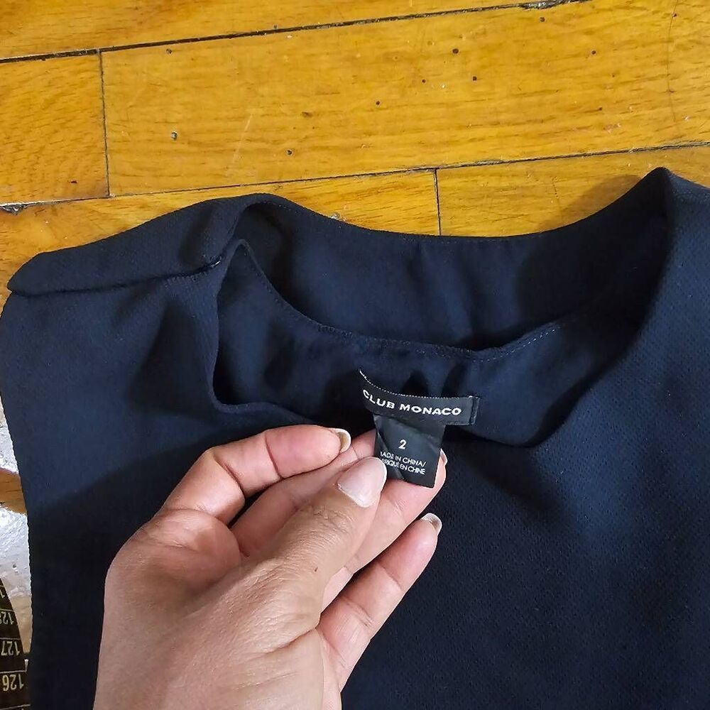 Club Monaco Navy Karis Open Back Romper Jumpsuit Size 2 - Picture 3 of 7